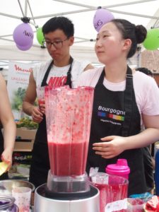 Nicole preparing strawberry, watermelon & blackcurrant smoothie