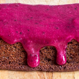 BLACKCURRANT FROSTING